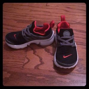 Black & Red Nike Size 10 kids